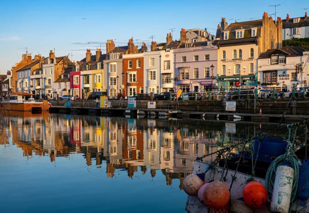 Beautiful 2 Bed Apartment Just Steps To The Beach Weymouth Exterior photo